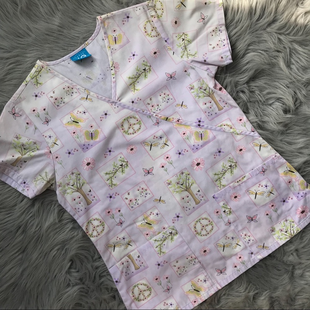 Small-Scrub Top